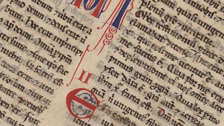 Siguiendo la tradición de la Iglesia y coincidiendo con la Solemnidad de la Ascensión del Señor, el próximo jueves 9 de mayo, el papa Francisco dará a conocer la Bula de convocación del Jubileo de 2025. En el marco de la celebración de las Segundas Vísperas de la Solemnidad de la Ascensión del Señor, que el Pontífice presidirá en la Basílica de San Pedro a las 17.30 hora de Roma, se dará lectura y se publicará la Bula de indicción del próximo Jubileo, indicando las fechas de inicio y fin del Año Santo. La