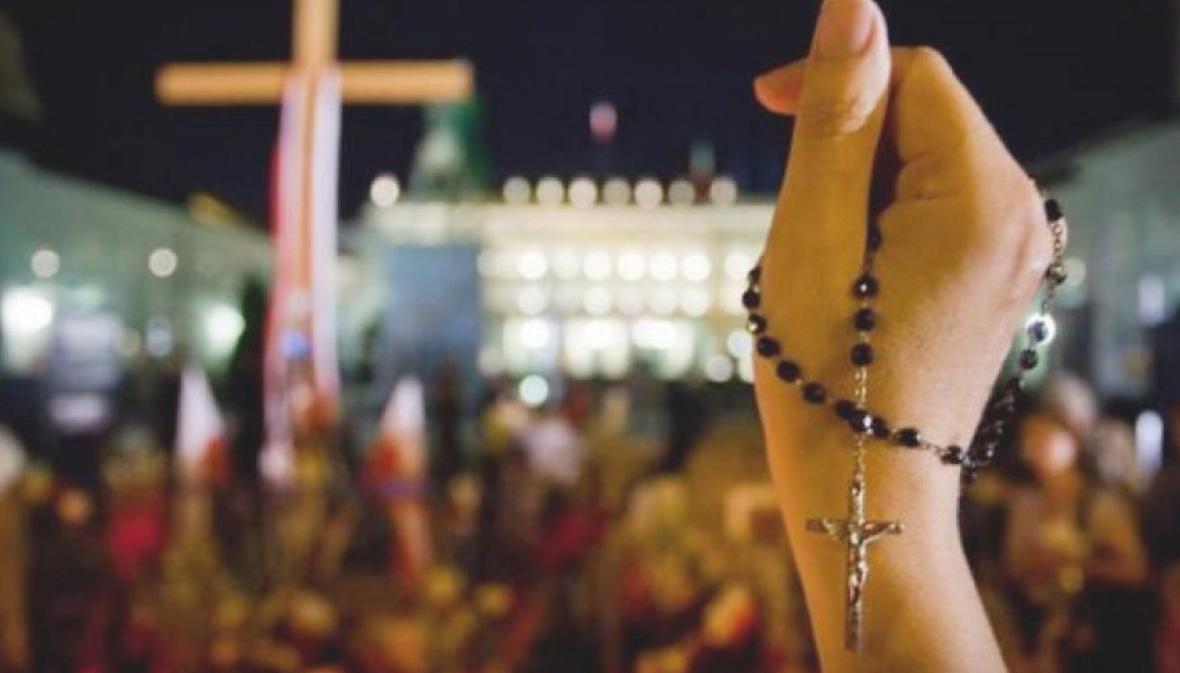 La cifra de católicos aumenta en el mundo a 1 390 millones, mientras disminuye el de sacerdotes y religiosas