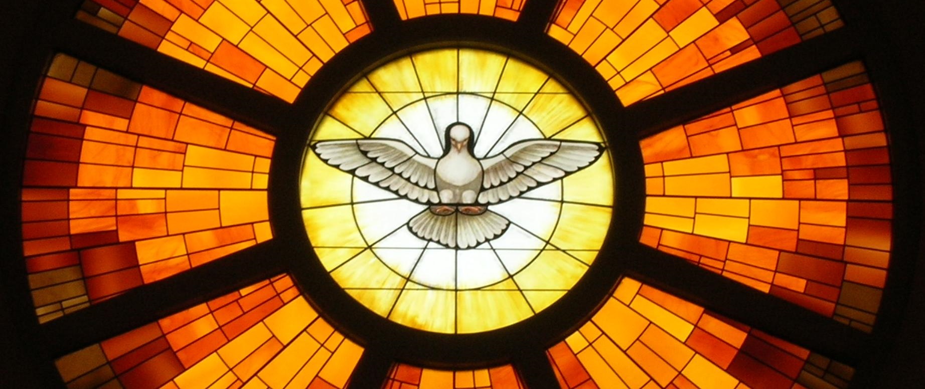 El Espíritu Santo es nuestro abogado, hay que abrir el corazón para dejarlo entrar