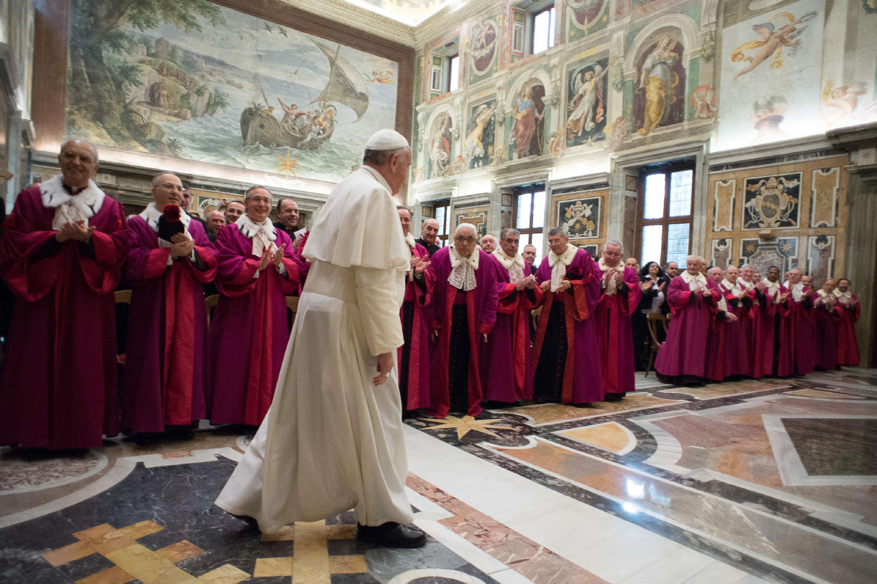 El Papa se reúne con el tribunal de la Rota Romana