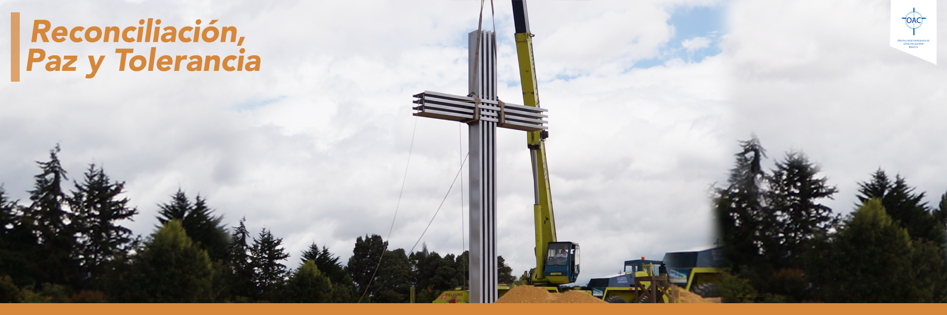 Fue izada la cruz que acompañará eucaristía del Papa en el parque Simón Bolívar