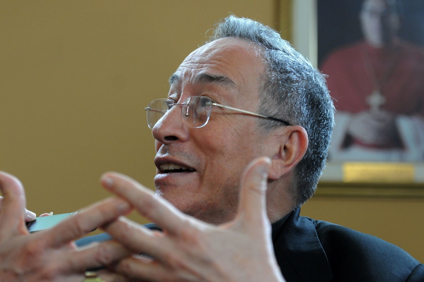 El cardenal Maradiaga se pronuncia sobre las críticas a la Iglesia