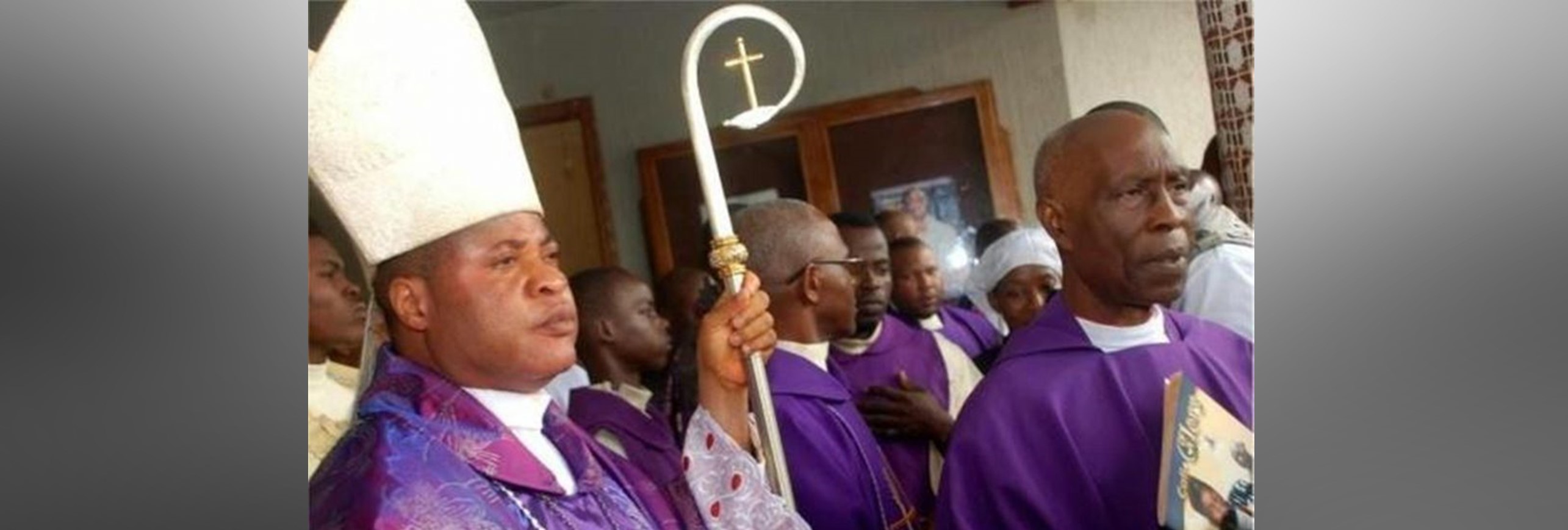 Peter Ebere Okpaleke ha renunciado a su diócesis por racismo