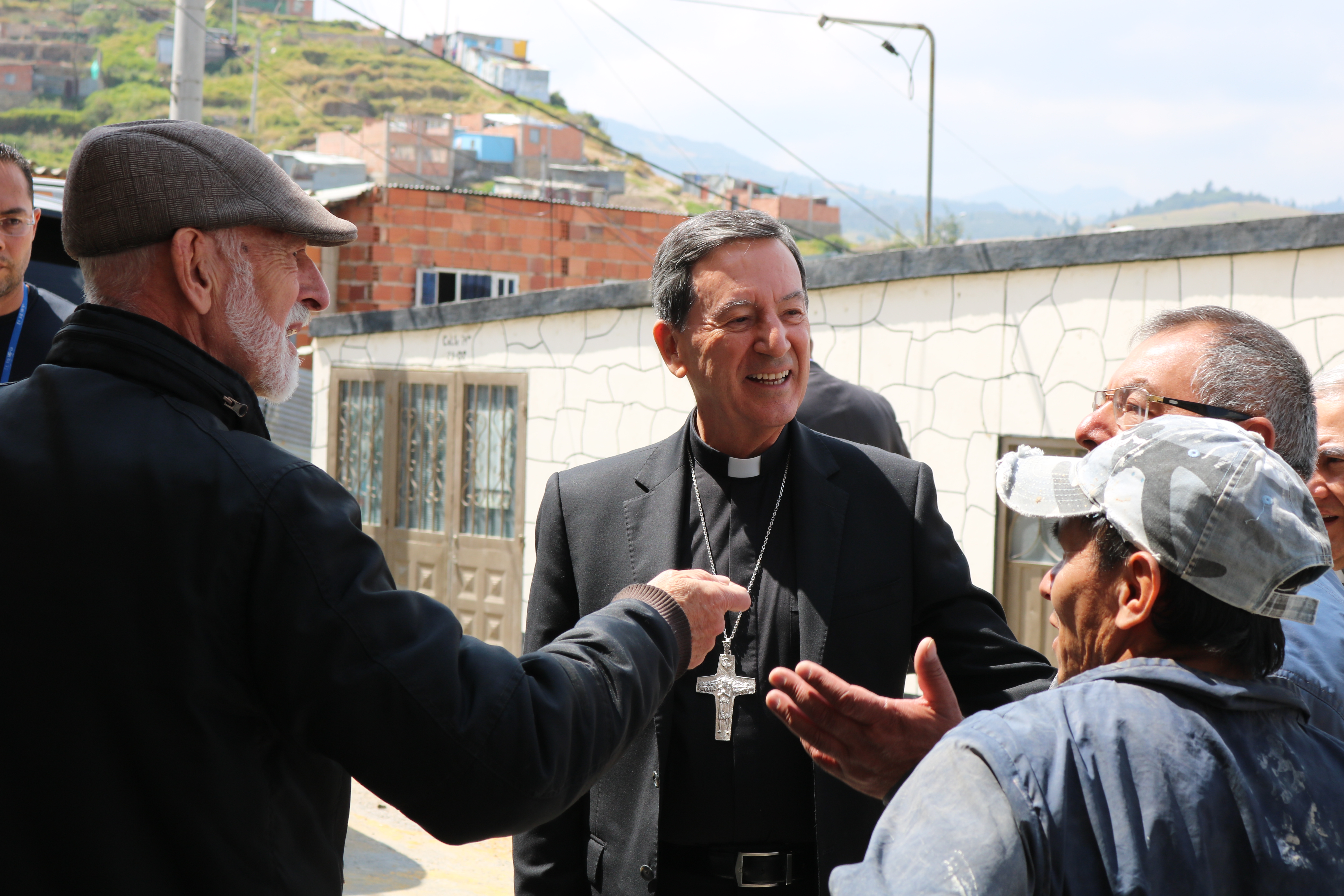 En entrevista, con CM& el señor cardenal Rubén Salazar Gómez dio su visión sobre la actualidad del país