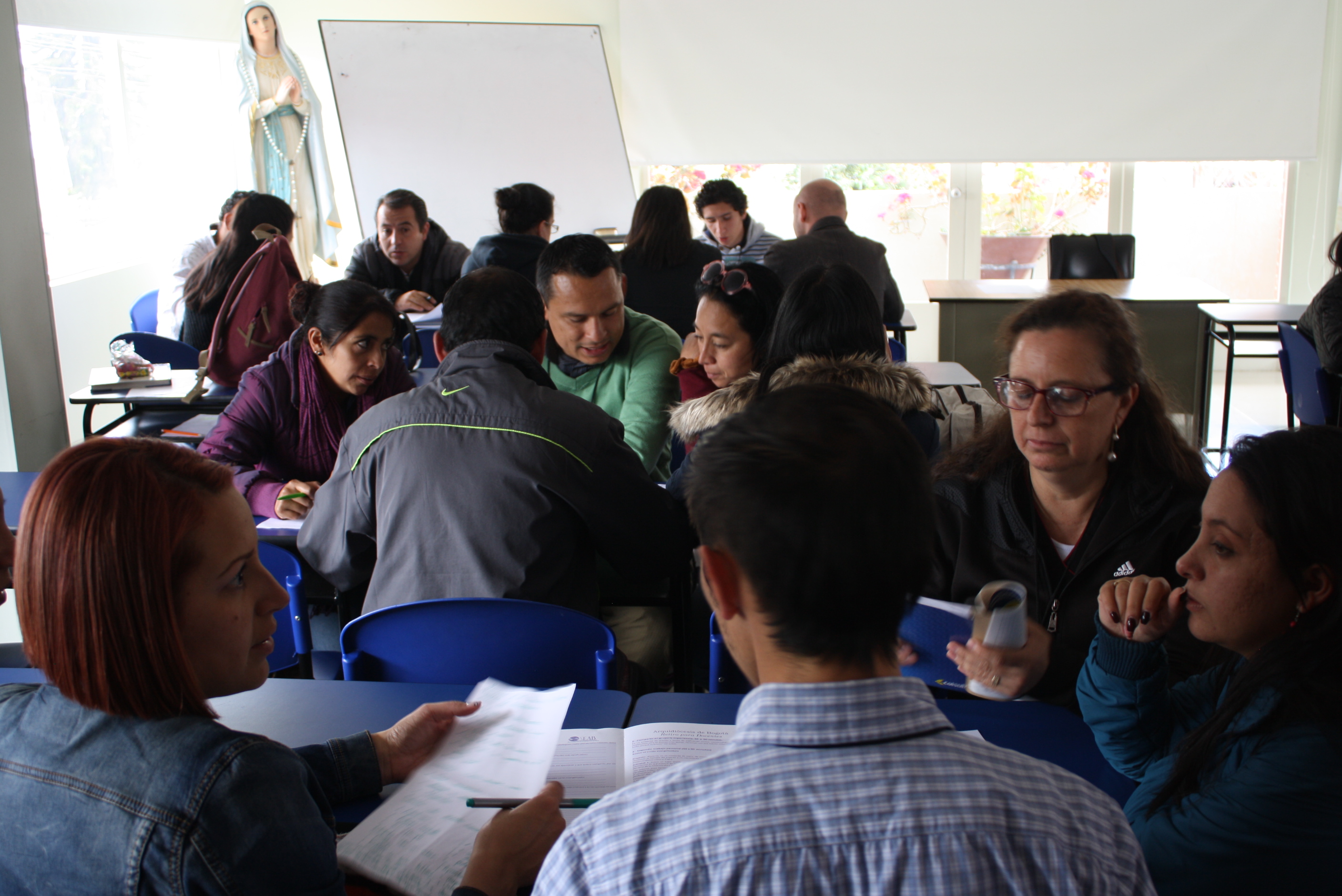 Los maestros, gestores de paz en el SEAB