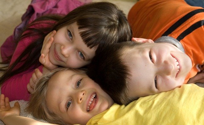 Niños sanos y felices