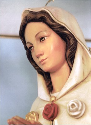 Orar por las vocaciones religiosas:  María Rosa Mística