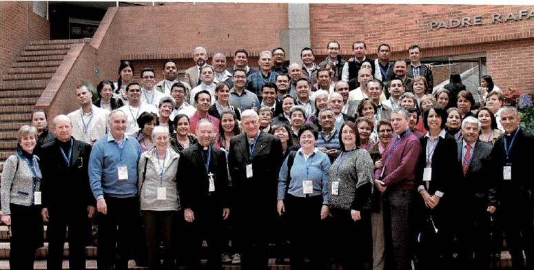 Los itinerarios del Centro de Formación para la Nueva Evangelización de la Uniminuto