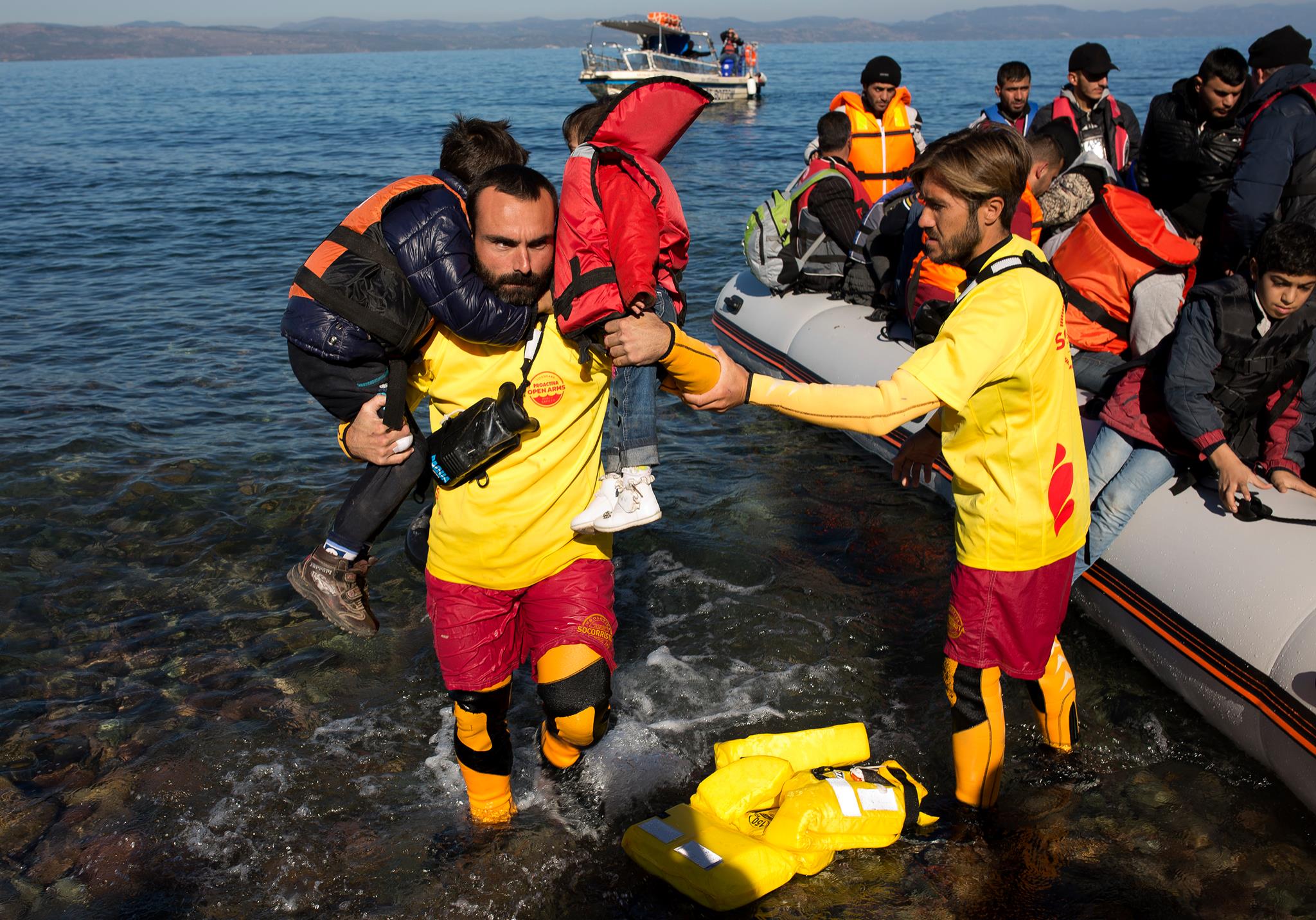 Porque tuve hambre y me alimentaste, cuando estuve desnudo me vestiste y me consolaste en mi tristeza