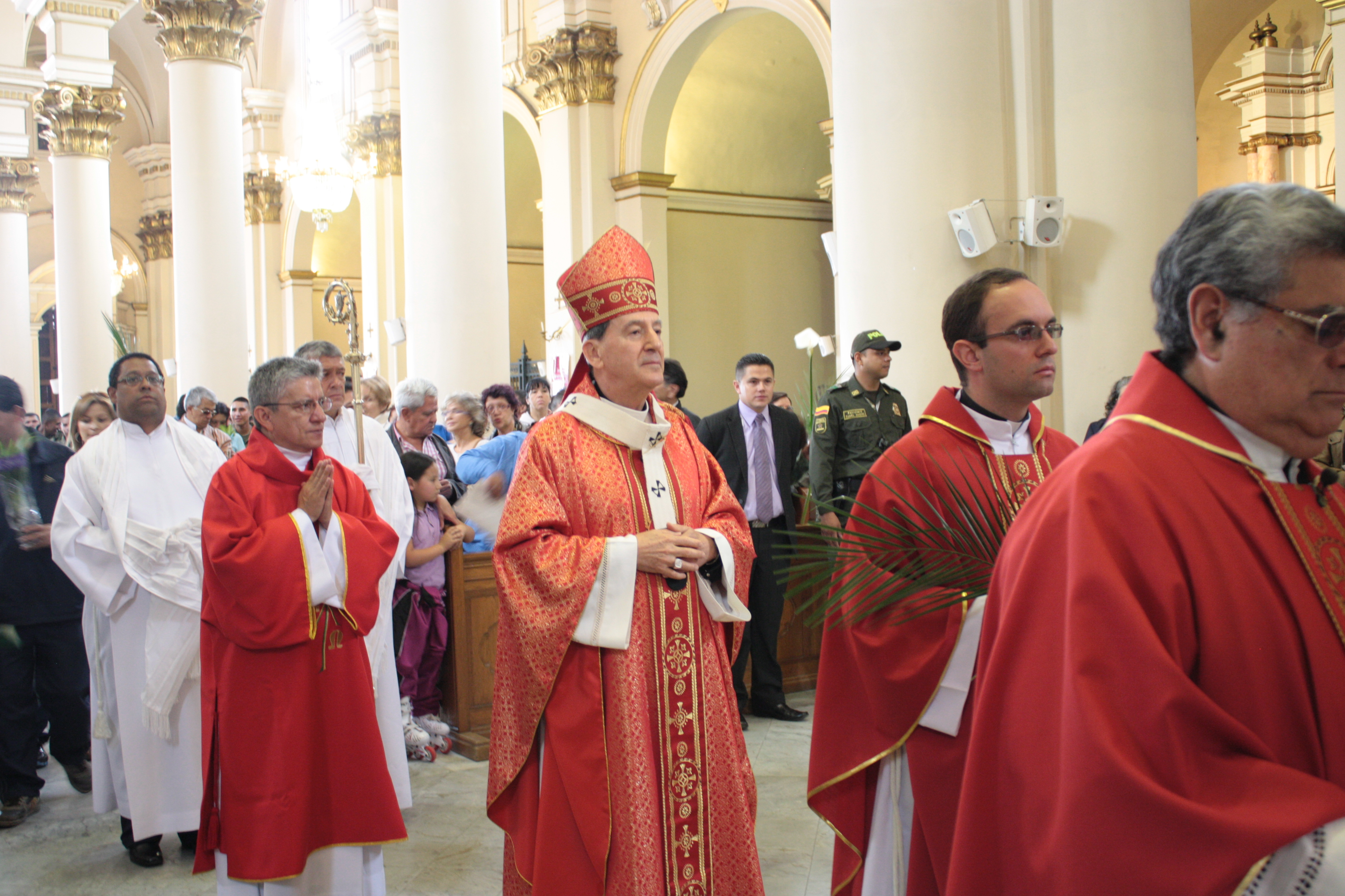 Hacia un trabajo más cercano con y entre los ministros ordenados