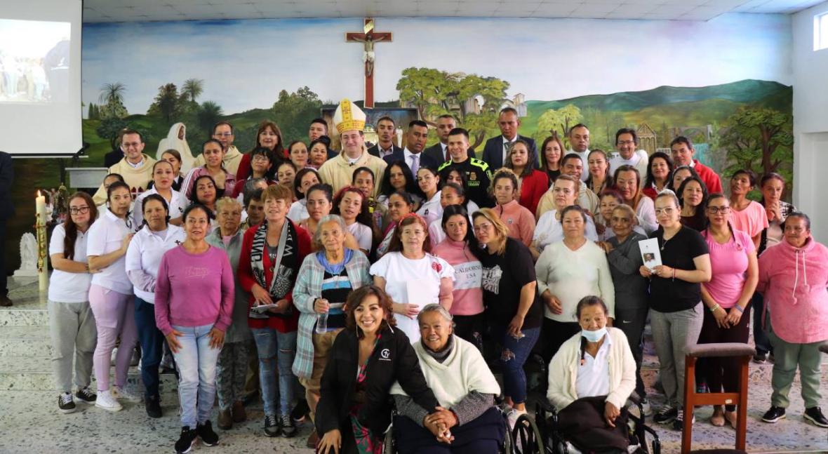 Nuncio apostólico preside celebración jubilar en cárcel de mujeres en Bogotá