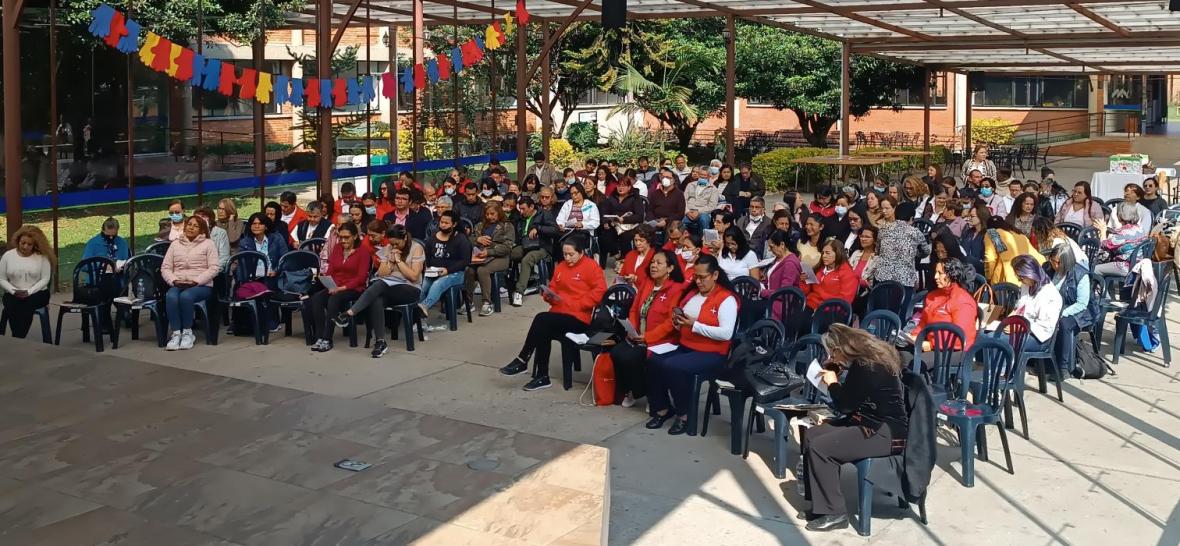 Iglesia en Bogotá promueve equipo de animadores del desarrollo humano integral