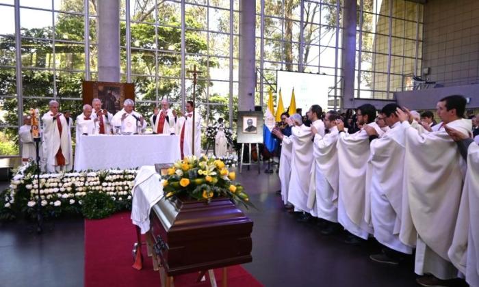 Homilía en las exequias del Padre Gerardo Remolina.