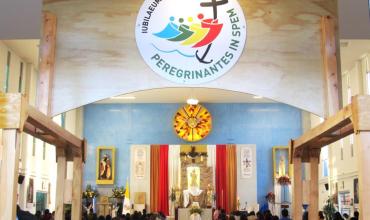 El Arco de la Esperanza continúa su peregrinación por las vicarías y espacios eclesiales juveniles